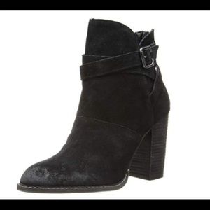 Chinese Laundry Zip It Boot